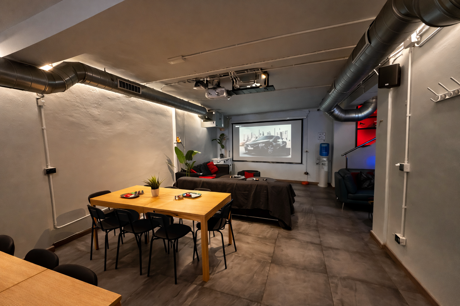 YOLO - Barcelona coffeeshop