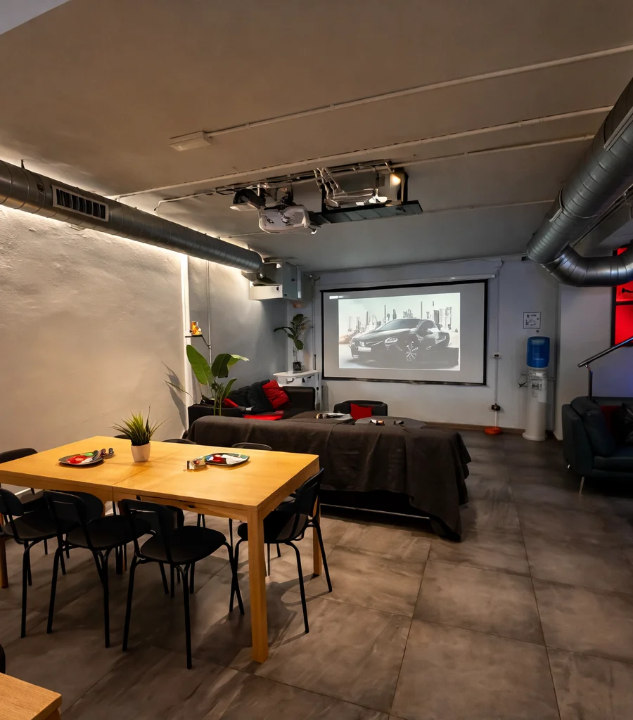 YOLO - Barcelona coffeeshop